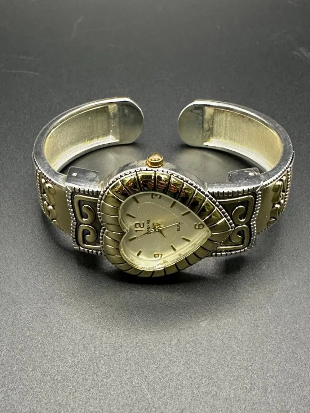 Geneva Elite Hinged Quartz Watch.  New Battery
